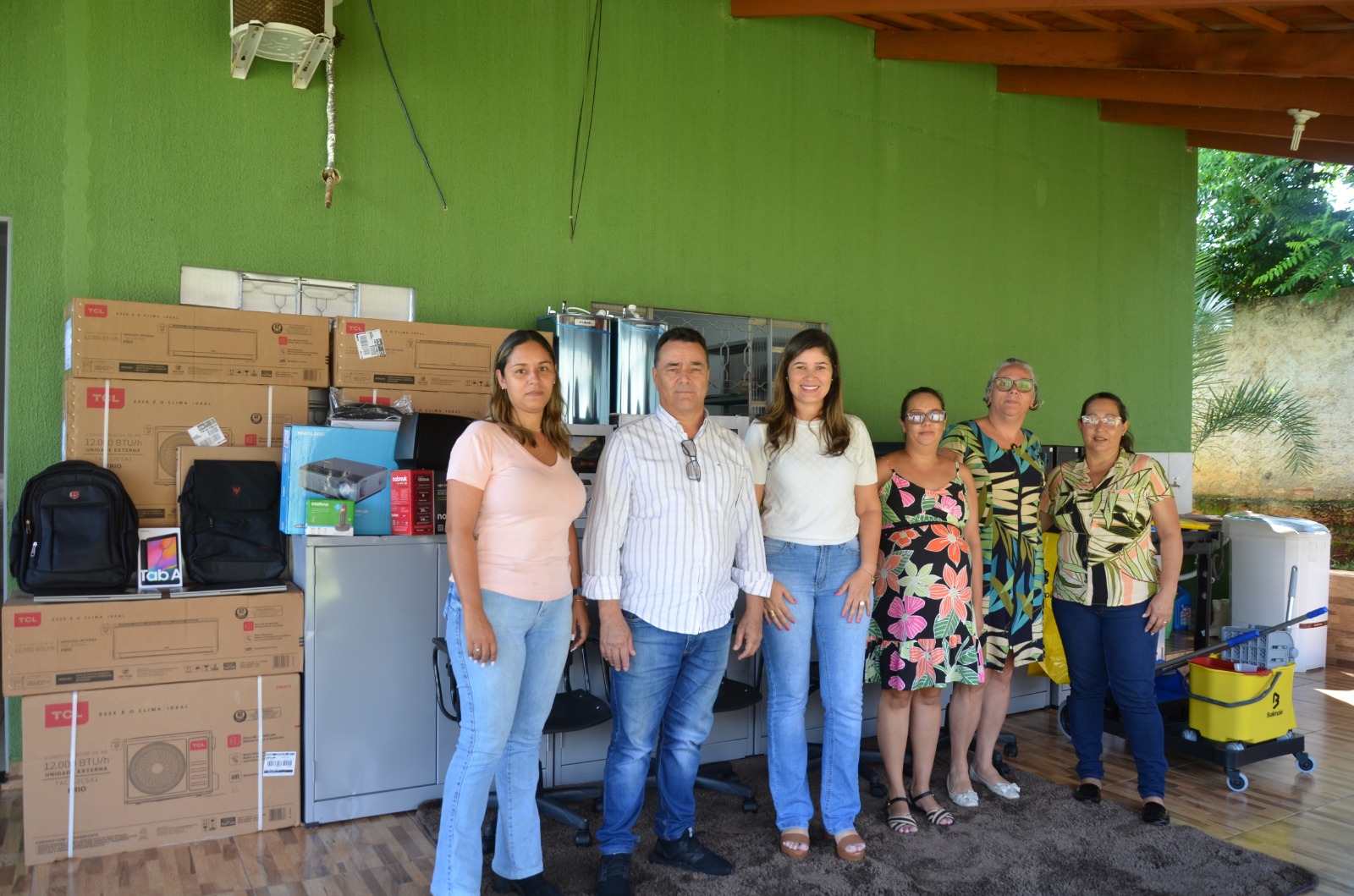 Entrega de equipamento na UBS